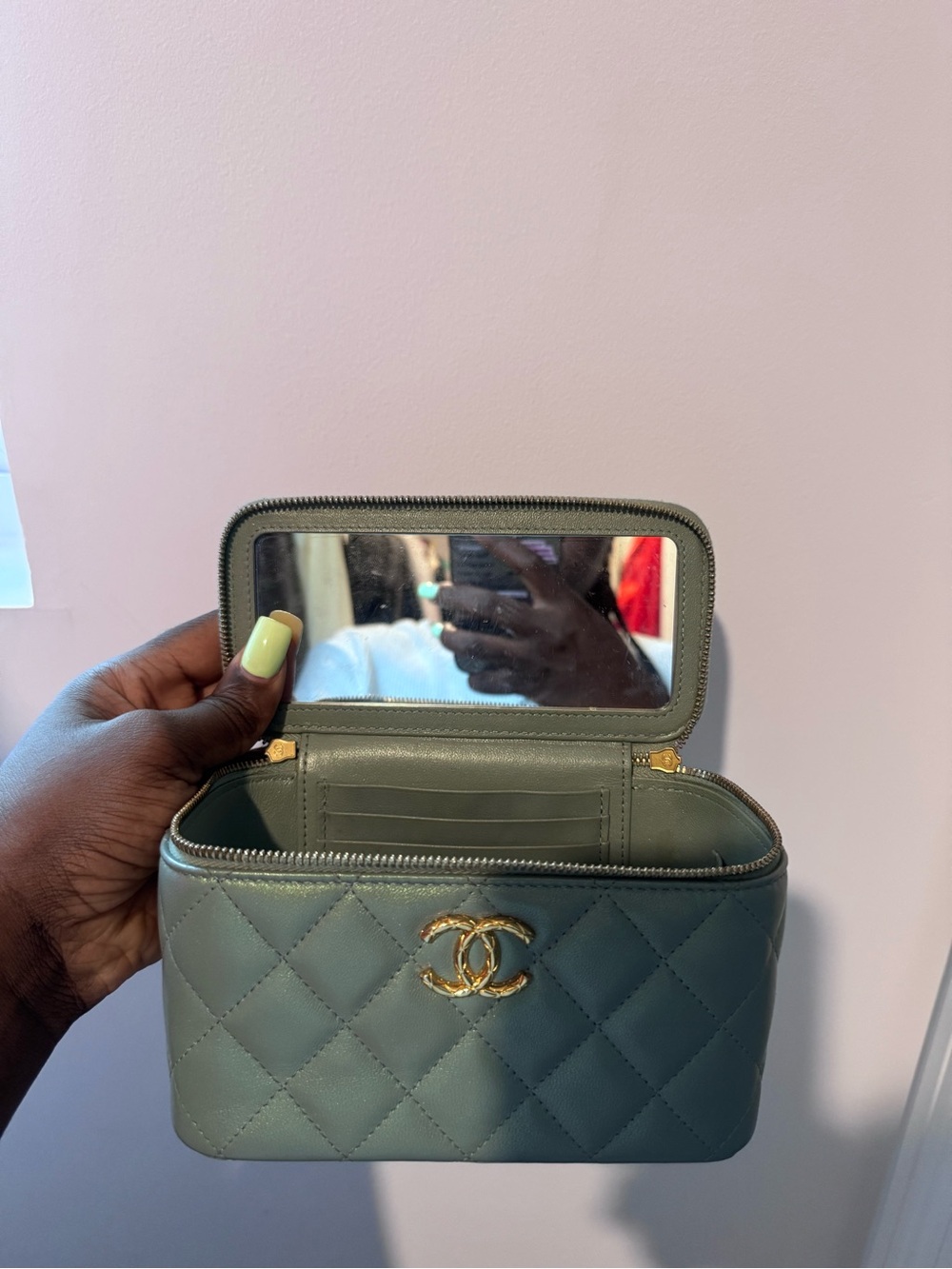 CHANEL Quilted Mini Vanity in rare color Light Sage with Gold Hardware - Picture 12 of 14